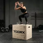 TOORX Plyo Box 3v1 | Masiven les & CNC obdelava | 3 višine (76-61-51 cm) | Zgradite surovo eksplozivno moč | po naročilu (dobava 7 do 14 dni)