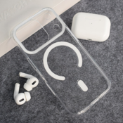 Maska Berlia Sheen Mag Case za iPhone 17 Pro bela