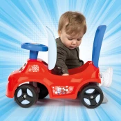 Poganjalec in sprehajalček Spidey Avto Ride On Smoby ergonomski s naslonjalom in predalčkom pod sedežem od 10 mes