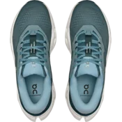On Cloudrunner 3