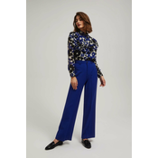 Wide-legged trousers