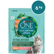 Purina ONE DualNature® Sterilized suha hrana za odrasle mačke, z lososom, 8x750g