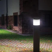 MEGAMAN E27 7W LED žarnica A60 810 lm 2.700K opal - Plastika