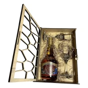 Stara Pesma Šljiva 5 godina Gift Box 2 caše - model sace