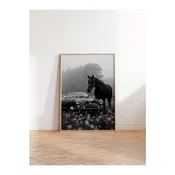 WallXpert uramljena slika 115225, crni konj i klasicni kabriolet u magli, crno-belo, 50 x 70 cm, ram u boji prirodnog drveta