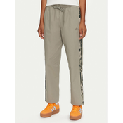 Adidas Ženski donji deo trenerke Essentials camo-print 3s twill, Maslinaste