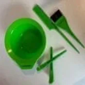 GARNIER pripomočki za barvanje, posoda, krtača, glavnik in sponke, 1 kos