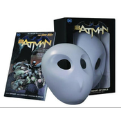 Batman: The Court of Owls Mask and Book Set