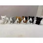 Plišasta mačka – 22 cm, različni modeli