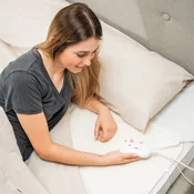 InnovaGoods Enojna električna odeja Krewarm 60 W 80 x 150 cm Bela