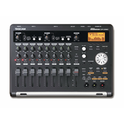 Tascam Snemalnik zvoka Tascam DP-03-SD, črn