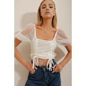 Trend Alaçati Stili Womens White Square Collar Sandy Crop Blouse with Tulle Sleeves and Pleats