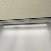 G & L Handels GmbH Površinska LED luč za pohištvo 957, dolžina 77 cm - Kuhinja - Sodobni - srebro, beli opal - Kovina