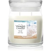 Yankee Candle Sun & Sand dišeča sveča 368 g