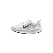 NIKE Tekaški čevelj VOMERO 18 črna / bela