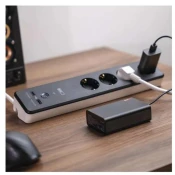 Podaljšek GoSmart 2 m/4 vtičnice/s stikalom/USB, belo-črni