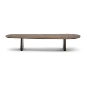 Temno rjava klubska mizica iz masivnega hrasta 64x146 cm Pirita – Kave Home