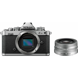 NIKON Telo Zfc + Objektiv 16-50mm f 3.5-6.3