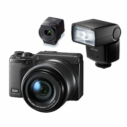 RICOH D-SLR fotoaparat GXR + 24-85 APS-C (komplet)
