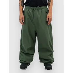 Beyond Medals Park Pants d.green