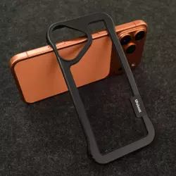 Maska Wolmtt Candy Bumper za iPhone 17 crna