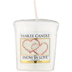 Yankee Candle Snow in Love mala mirisna svijeća 49 g