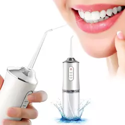 Akumulatorski aparat za čišćenje zuba s vodenim mlazevima