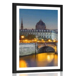 Plakat s paspartujem osvetljena panorama Pariza - 20x30 no frame