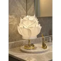 OPVIQ Stona lampa Belo - Zlatna MAG0002