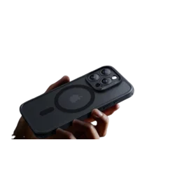 ESR Maska za mobilni telefon iPhone 15 Pro, Crna
