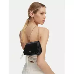 Ročna torba Calvin Klein Ck Curved Wallet On Chain LV04F1153G Črna