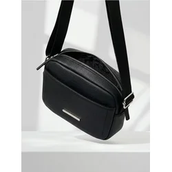 Sinsay - Crossbody torba od veštačke kože - crno