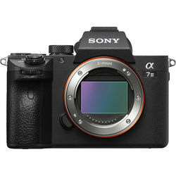 SONY D-SLR fotoaparat Alpha a7 III (ILCE7M3B)