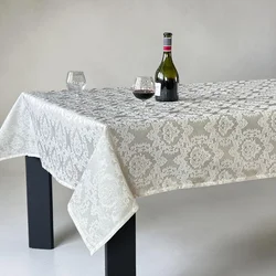 Stolnjak  Damast  - 150x220cm dezen E20
