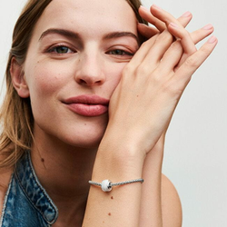 PANDORA steklena perla 793118C00, bela