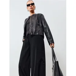 Sinsay - Wide leg pantalone sa dodatkom viskoze i stopperom na nogavicama - crno