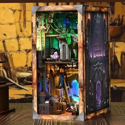 Miniaturna hiša Book Nook - Viking House*