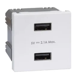 Simon Connect USB polnilnik K45 vtičnica tip A 5V/2.1A čisto bela K126E/9 TSC-K126E-9