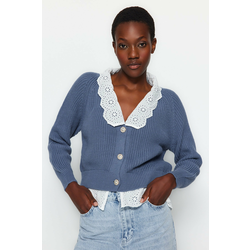 Trendyol Indigo Crop Knitwear Cardigan with a Woven Garnish and Detail