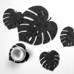 Bertoni Home Unisexs 1+4 Heart Shaped Table Pads Set Antracyt