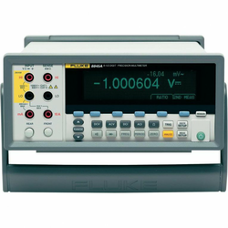 Fluke Kalib. ISO Stolni multimetar digitalni Fluke 8845A kalibriran prema: ISO CAT II 600 V prikazan broj mjesta: 200000