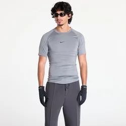 ajica Nike Pro