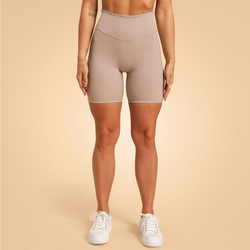 BeastPink Women‘s Venture Shorts Ash