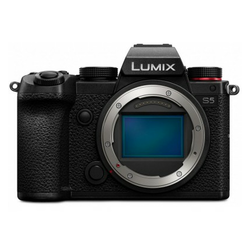 Panasonic Lumix S5 (Body) + darilo: S 50mm F/1,8