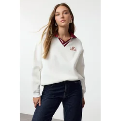 Trendyol Ecru Embroidered Oversize/Green Pattern Thick Polar Fleece Knitted Sweatshirt