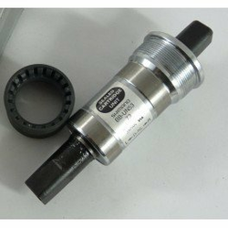 Patrona srednjeg pogona Shimano Deore BB-UN53