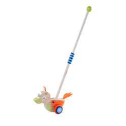 Leseni avtomobilček račka Duck Push Vehicle Eichhorn s vodilno ročico dolžina 45 cm od 12 mesecevs vodiacou rúčkou dĺžka 45 cm od 12 mess vodilno ročico dolžina 45 cm od 12 m
