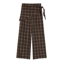 Bershka Hlače rjava/temno rjava