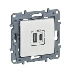 NILOE UTIČNICA 2XUSB A+C 3A BIJ LE764597