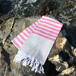 Lessentiel Maison Peškir za plažu 90x170cm Bordo